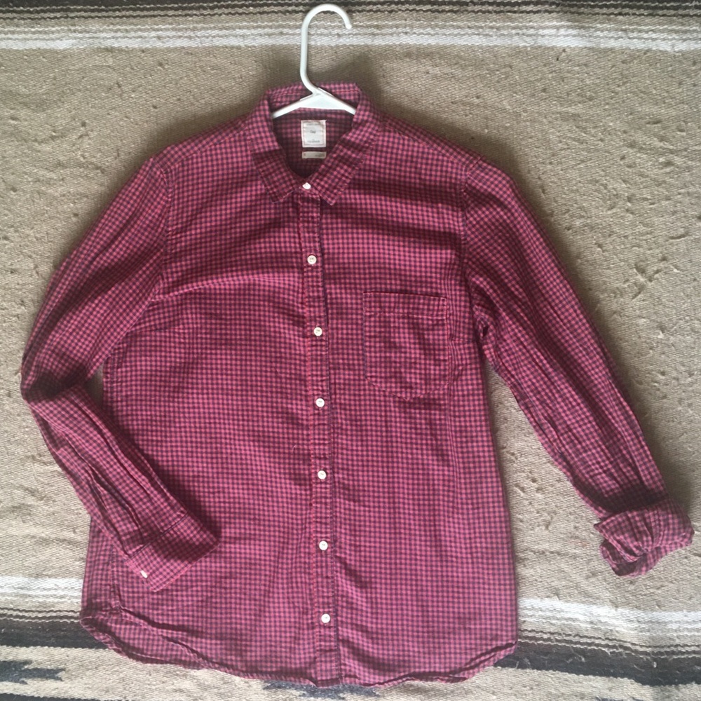 red & blue check button up // GAP